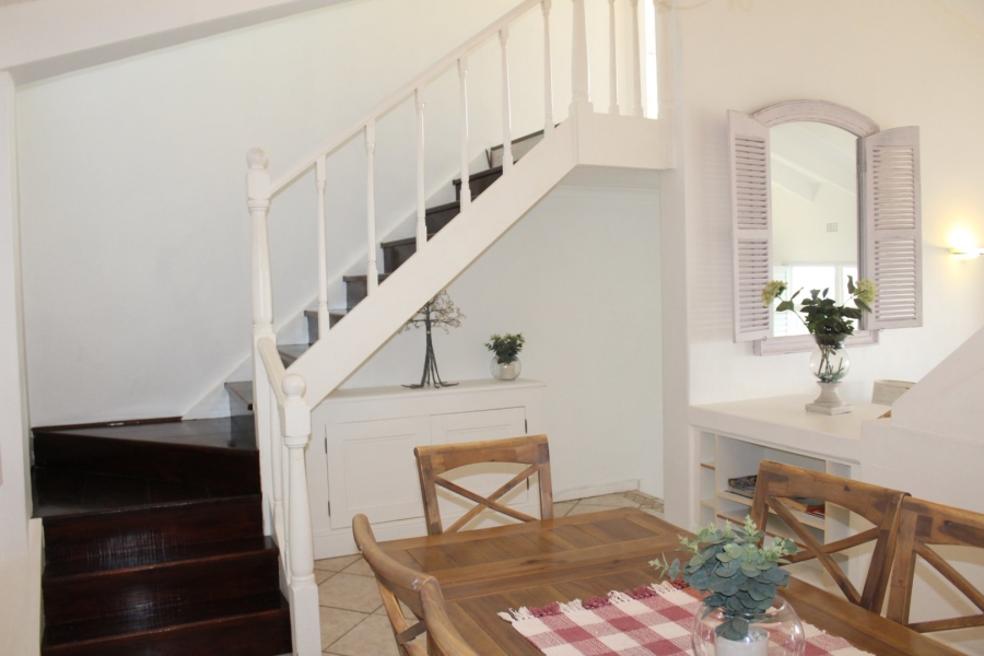 4 Bedroom Property for Sale in Simons Kloof Western Cape